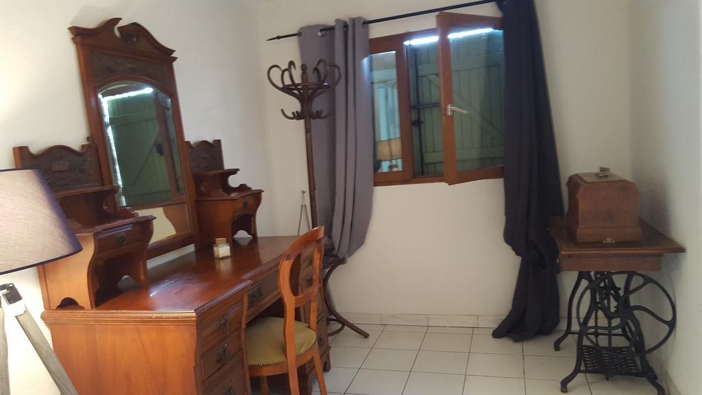 Aux Oliviers Homps (Aude) Exterior foto