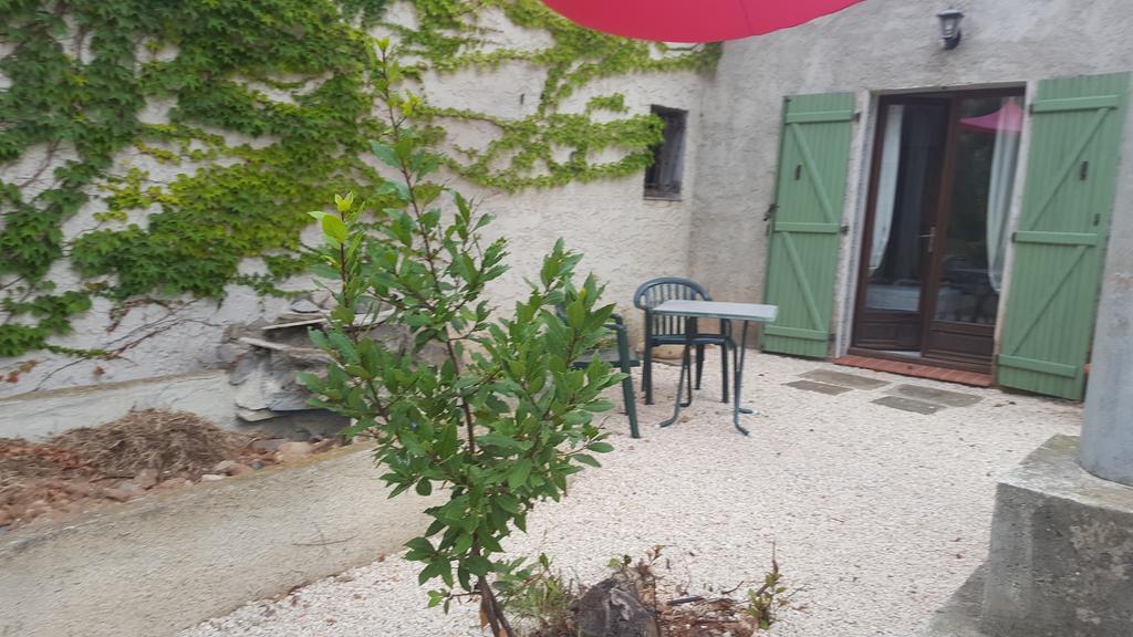 Aux Oliviers Homps (Aude) Exterior foto