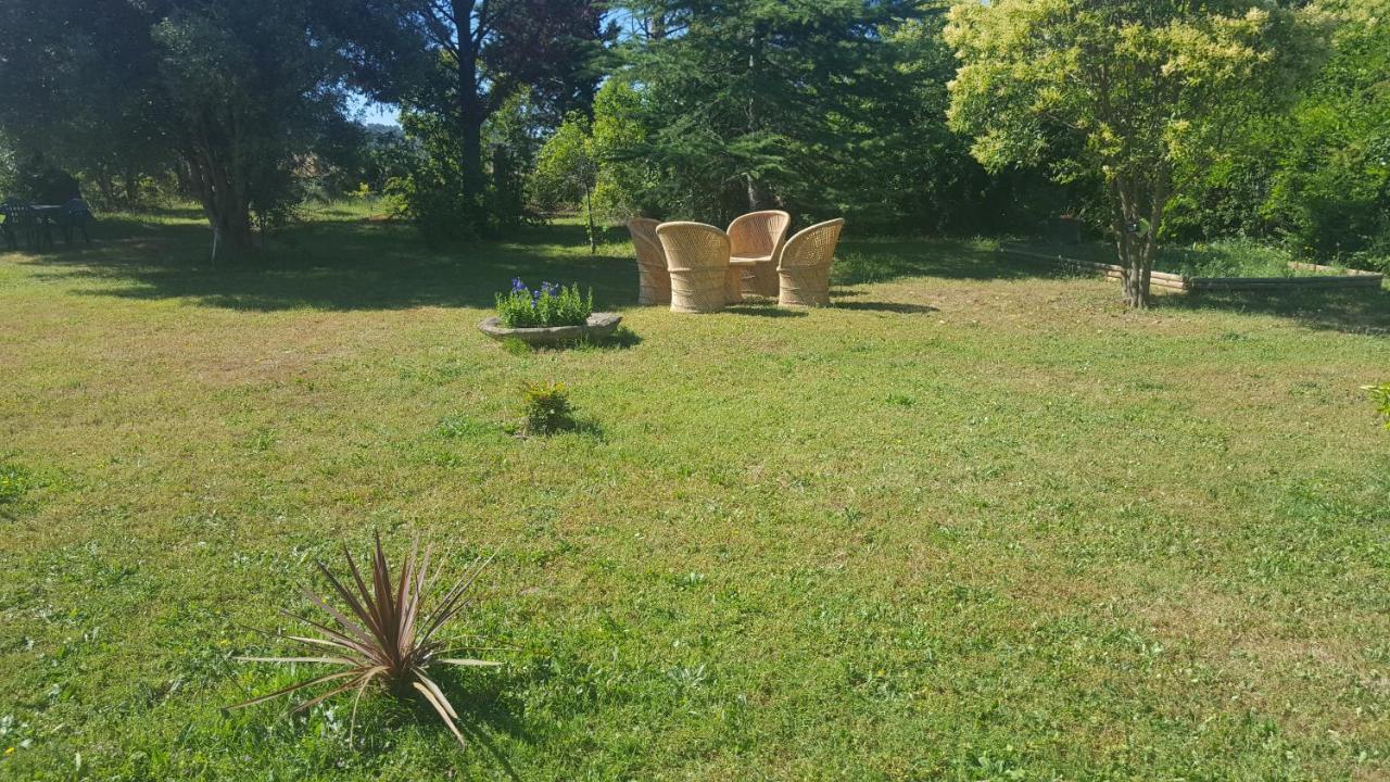 Aux Oliviers Homps (Aude) Exterior foto